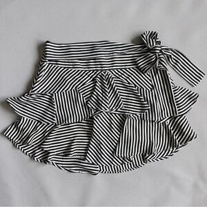 EXPRESS Striped Ruffled Mini Skirt Women’s Size 10